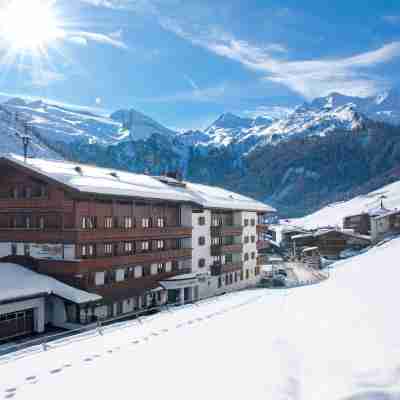 Hotel Alpenhof Hotel Exterior