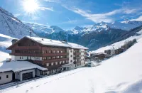 Hotel Alpenhof Hotels near Hintertux