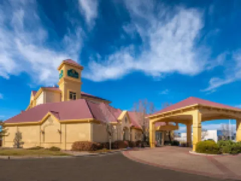 La Quinta Inn & Suites by Wyndham Pueblo Hotels in Pueblo