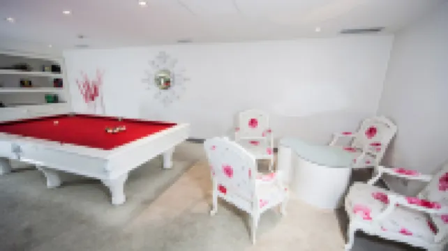 ยูโรสตาร์ส ฟลอเรนซ์ บูทีค