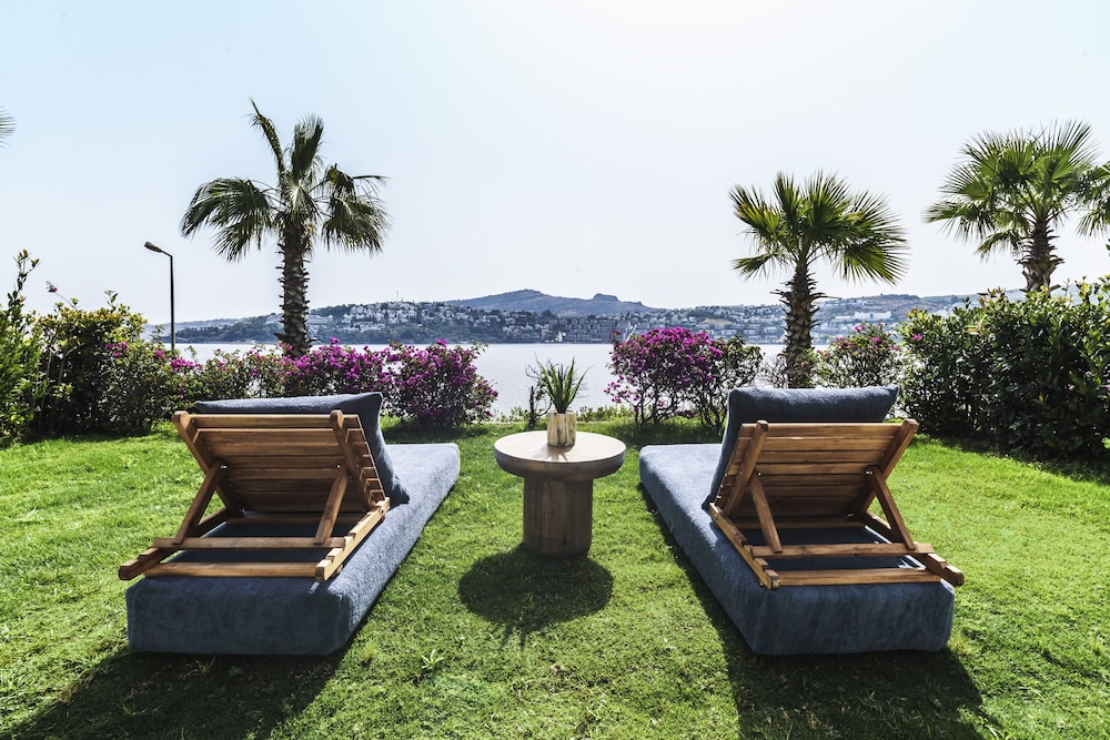 Cape Bodrum Luxury Hotel & Beach