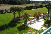 Brit Hotel Châteaudun Hôtels à : Donnemain-Saint-Mamès