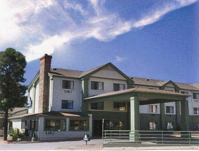 Days Inn & Suites by Wyndham East Flagstaff