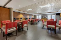 Comfort Suites