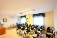 Altea Suites Hotel a Pomezia