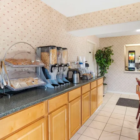 Econo Lodge Pearl - Jackson