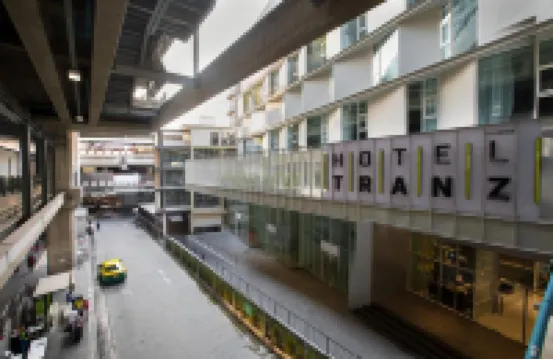 Hotel Tranz Hotels near BTS-Phaya Thai