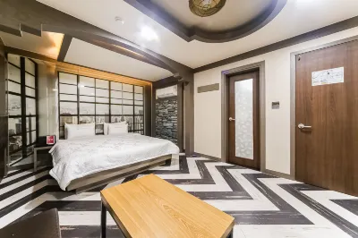 Ulsan Samsan the Sharp Hotels near Bangudae Cliff