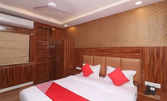 OYO 27009 Hotel Alovia Delhi