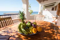 Sea Front Apartment 4 Beds with Balcony 250 Meters from the Beach