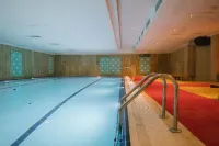 Burgaz Izer Hotel - Pools