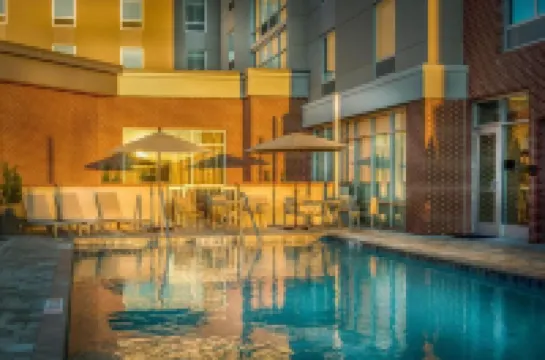 ハンプトン イン & スイーツ タラハシー キャピトル - ユニバーシティ