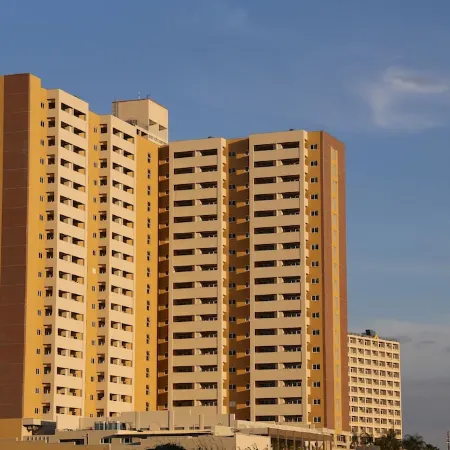 Hot Beach Suites