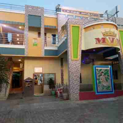 Maruthu Lodge A/C Hotel Exterior