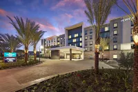 Hampton Inn Long Beach Airport Hotel berhampiran Alamitos Beach