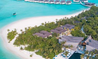 Movenpick Resort Kuredhivaru Maldives