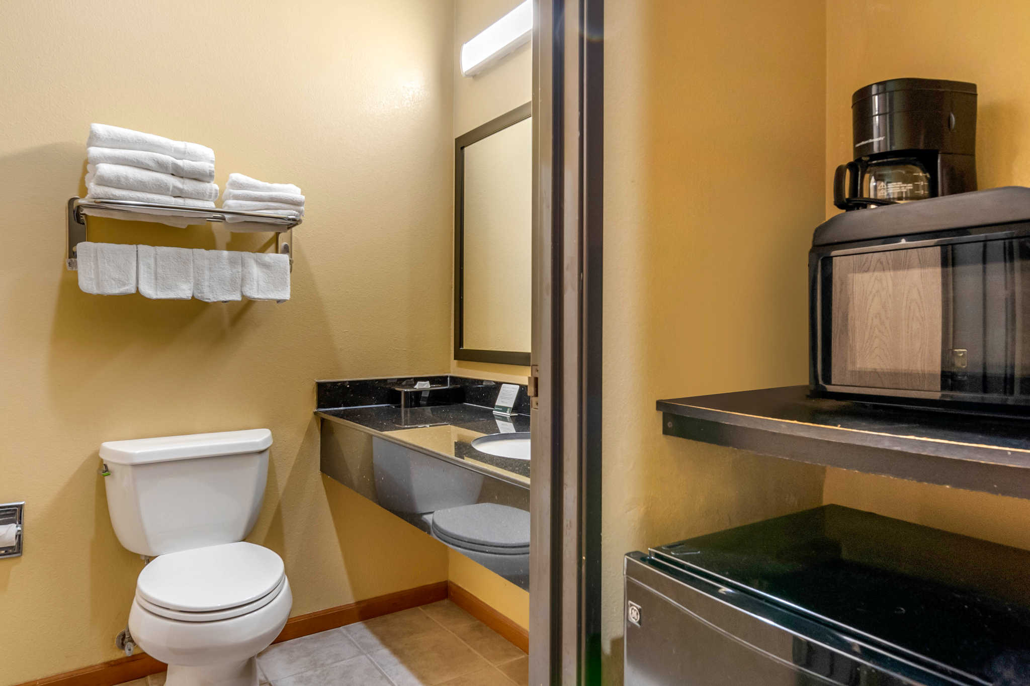 Quality Inn & Suites Lenexa Kansas City