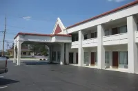 Astoria Hotel North
