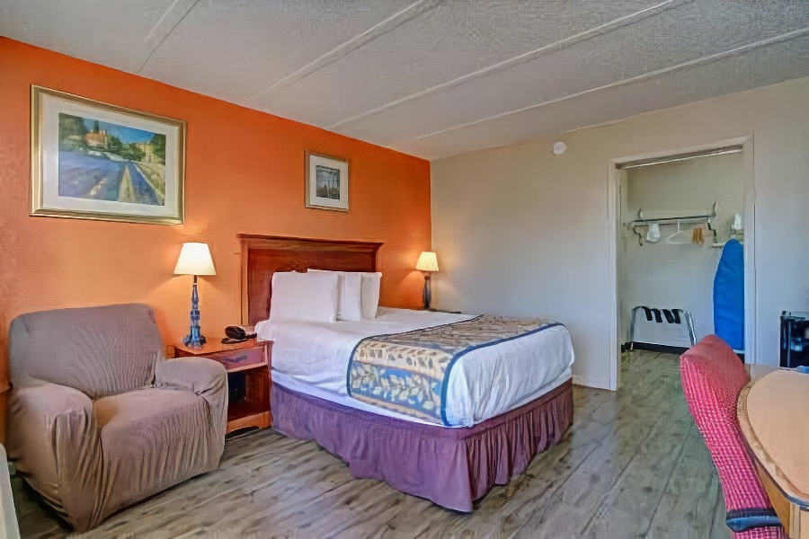 Americas Best Value Inn Laredo