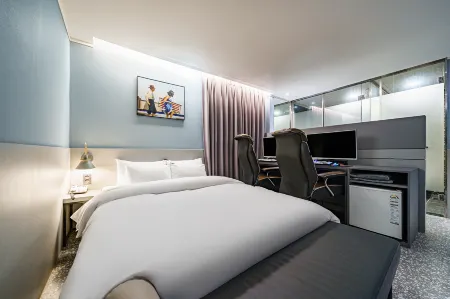 Osan Station Brown Dot