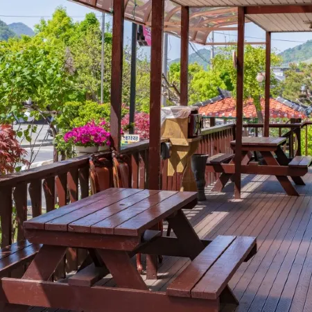 Jecheon Provence Pension Отели рядом с достопримечательностью «Храм Токчуса»