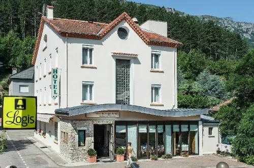 Logis Hotel Restaurant des Gorges du Tarn