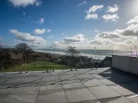 Sunrise  - 5 Bedroom Holiday Home - Pendine Hotels in Pendine