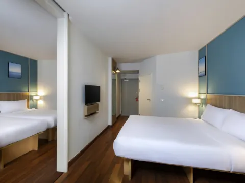 ห้องแฟมิลี่ที่มีประตูเชื่อมถึงกัน