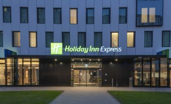 Holiday Inn Express Düsseldorf - Hauptbahnhof, an IHG Hotel