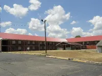 Red Carpet Inn (Formerly Royal Inn)