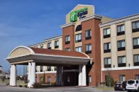 Holiday Inn Express & Suites Pratt Các khách sạn ở 
