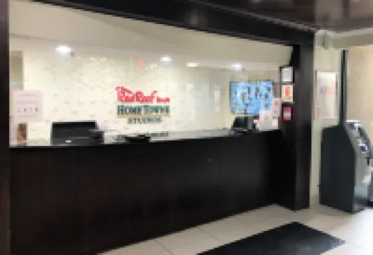 麥圭爾AFB博登鎮家鄉旅館