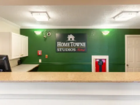 โฮมทาวน์ สตูดิโอ บาย เรด รูฟ แอตแลนตา - นอร์ครอส ดาวน์ทาวน์ โรงแรมในนอร์ครอส