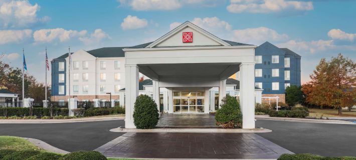 Hilton Garden Inn Tulsa South Отели в г. Талса