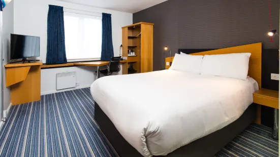 Holiday Inn Express Manchester - East