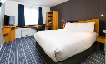 Holiday Inn Express Manchester - East