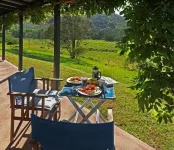 Cedar Creek Cottages Hotels in Millfield