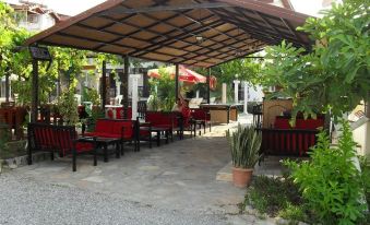 Villa Ozalp Apartments