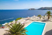 Peninsula Resort & Spa - Family