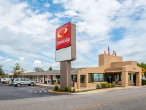 菲德里克I-70伊克諾旅館 菲德里克酒店