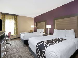 La Quinta Inn & Suites by Wyndham College Station South