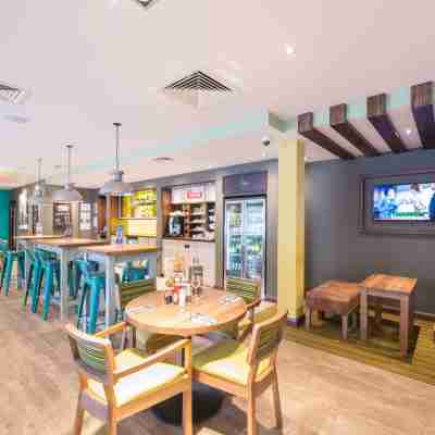 Premier Inn Hitchin Town Centre Dining/Meeting Rooms