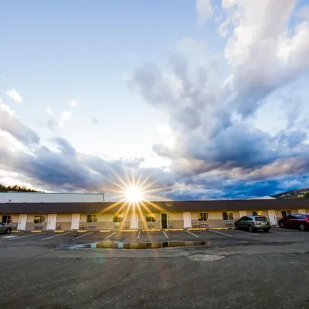 Budget 8 Motel