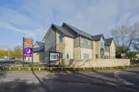 Premier Inn Cirencester - WiFi