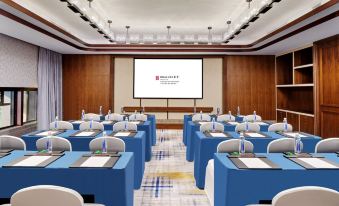 Hualuxe Suzhou Bay Hot Spring Resort - Housity