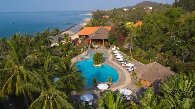 Victoria Phan Thiet Beach Resort & Spa Hotel in zona RD Wine Castle