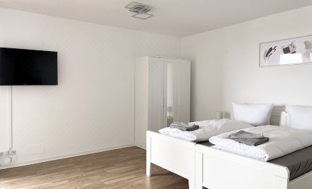 Zentral Gelegene Studios I Home2Share - Housity