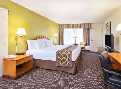 Ramada by Wyndham Pikesville/Baltimore North