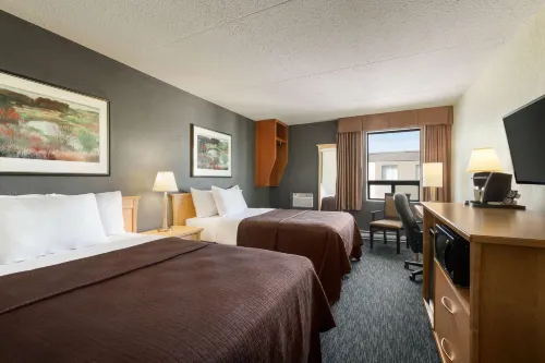 Travelodge by Wyndham Edmonton West