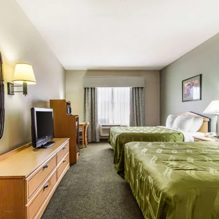 Quality Inn & Suites Pearl-Jackson